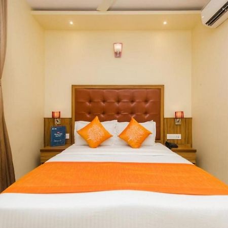 Aster Hotel Mumbai Exterior foto
